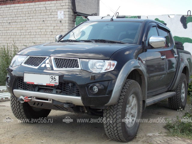 Mitsubishi L200 AT 33"