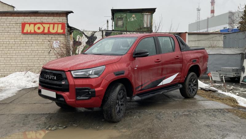 Toyota Hilux установка пневмоподвески