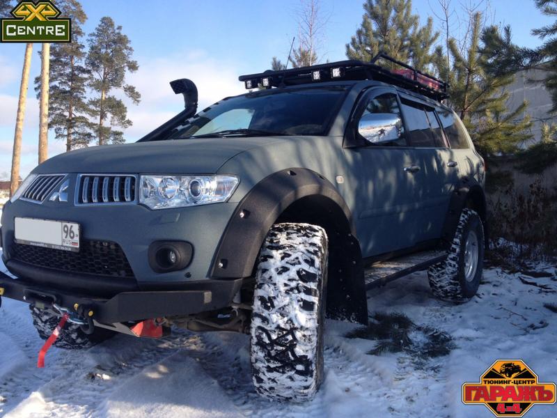 Mitsubishi Pajero Sport MT 35''