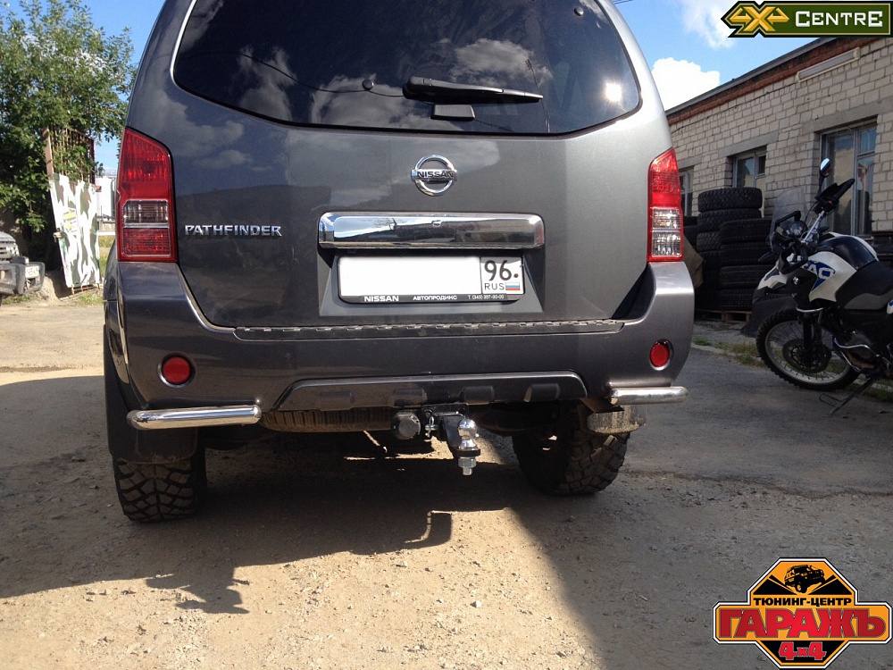 Nissan Pathfinder MT 32"