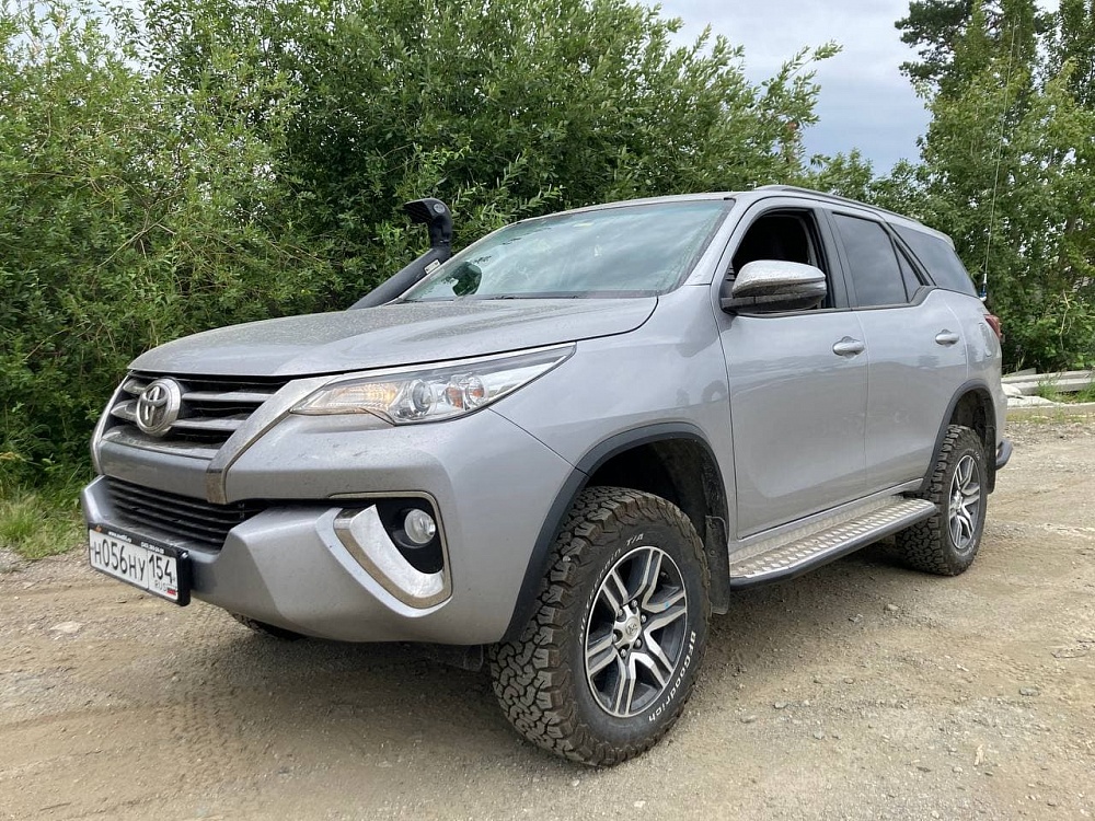 Toyota Fortuner AT 31"