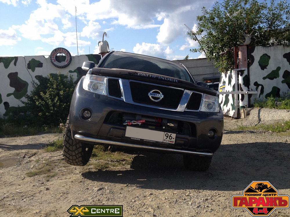 Nissan Pathfinder MT 32"