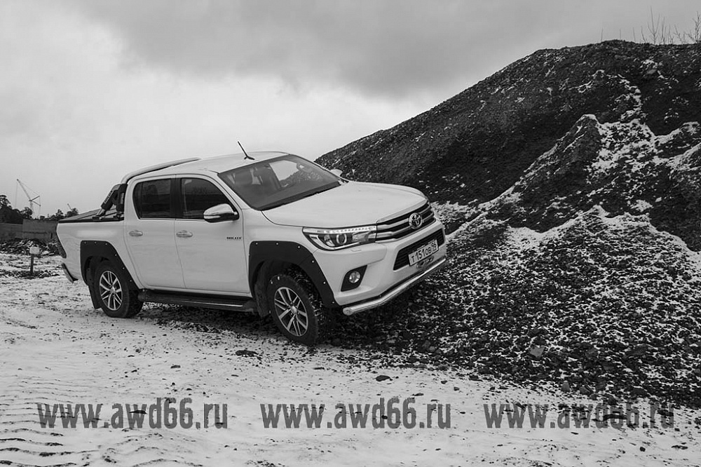 Toyota HiLux revo AT 32" лайт