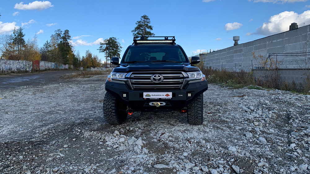 Toyota Land Cruiser 200