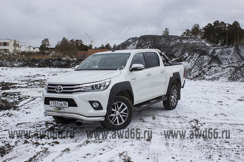 Toyota HiLux revo AT 32" лайт