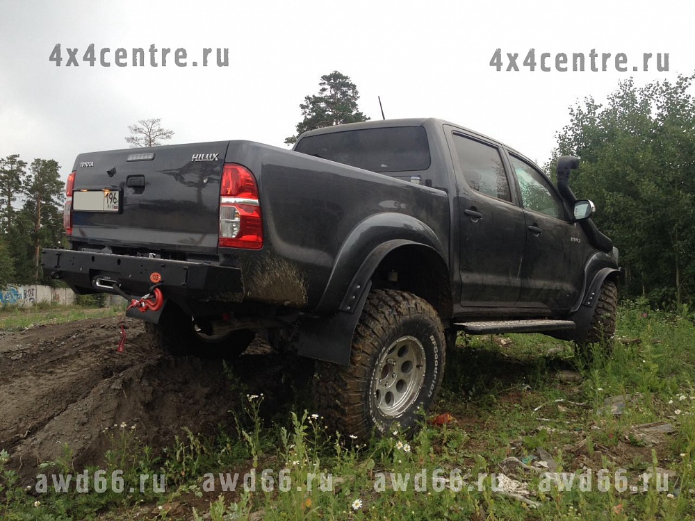 Toyota HiLux MT 37''