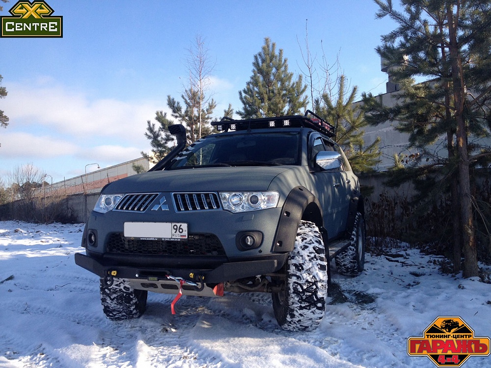 Mitsubishi Pajero Sport MT 35''