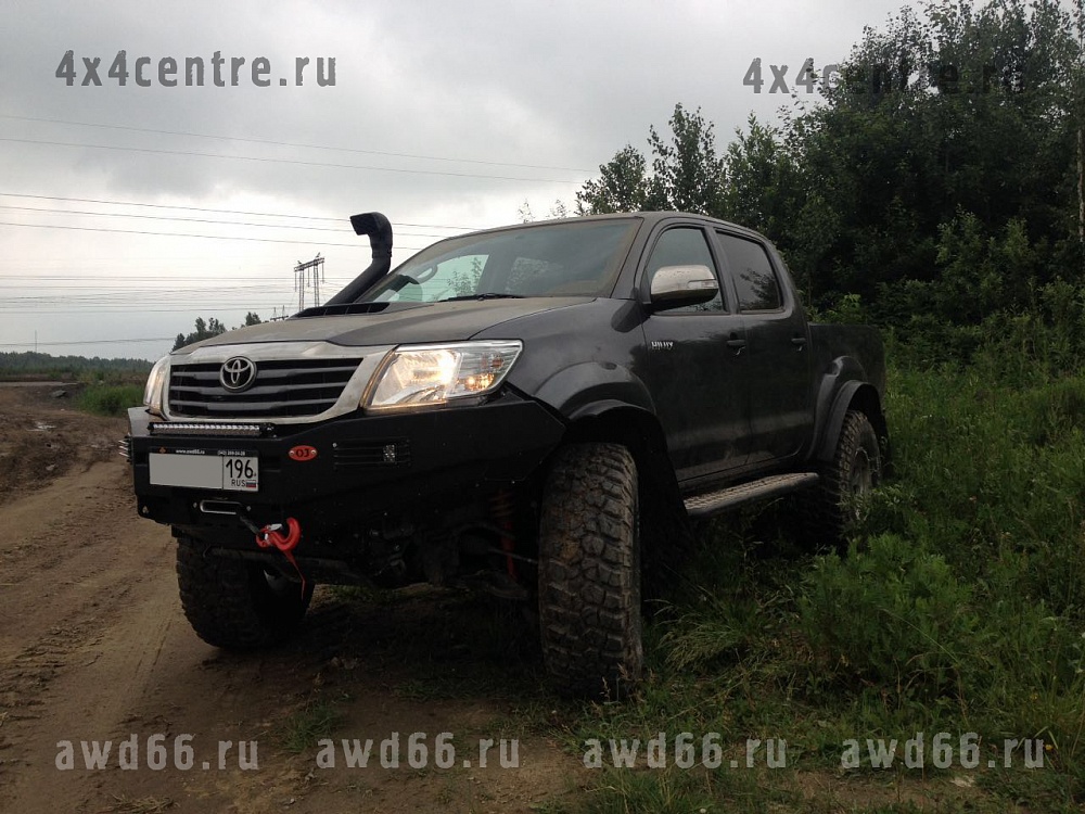 Toyota HiLux MT 37''