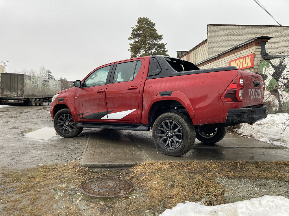 Toyota Hilux установка пневмоподвески