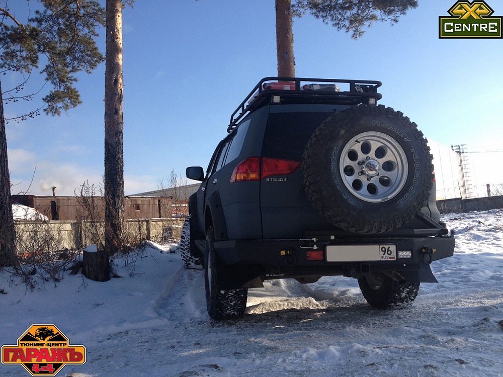 Mitsubishi Pajero Sport MT 35''