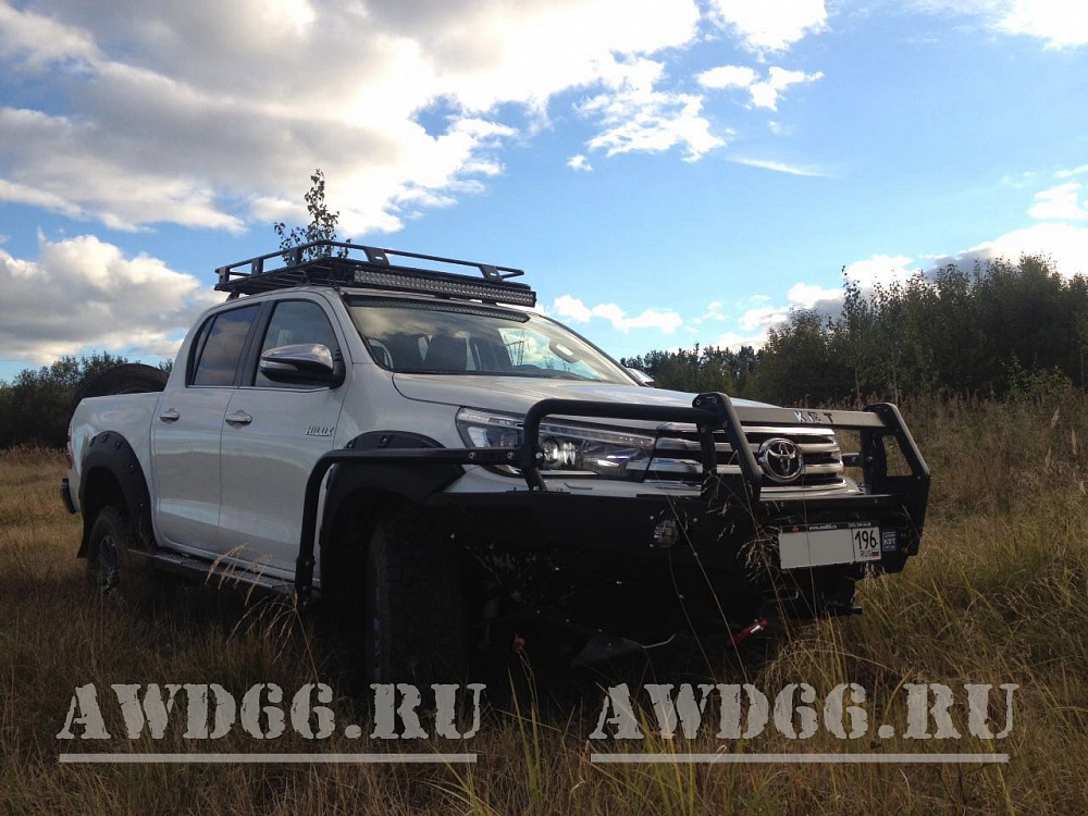 Toyota HiLux 2017 MT 33''