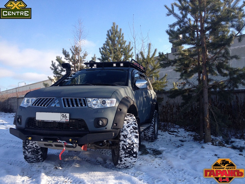 Mitsubishi Pajero Sport MT 35''