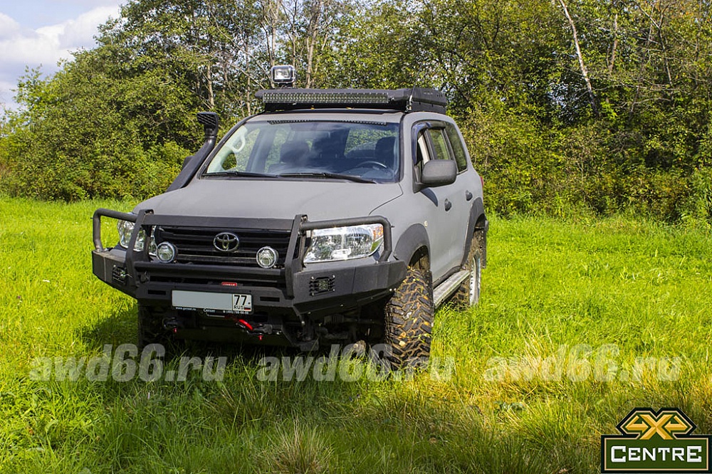 Toyota Land Cruiser 205 MT 35"