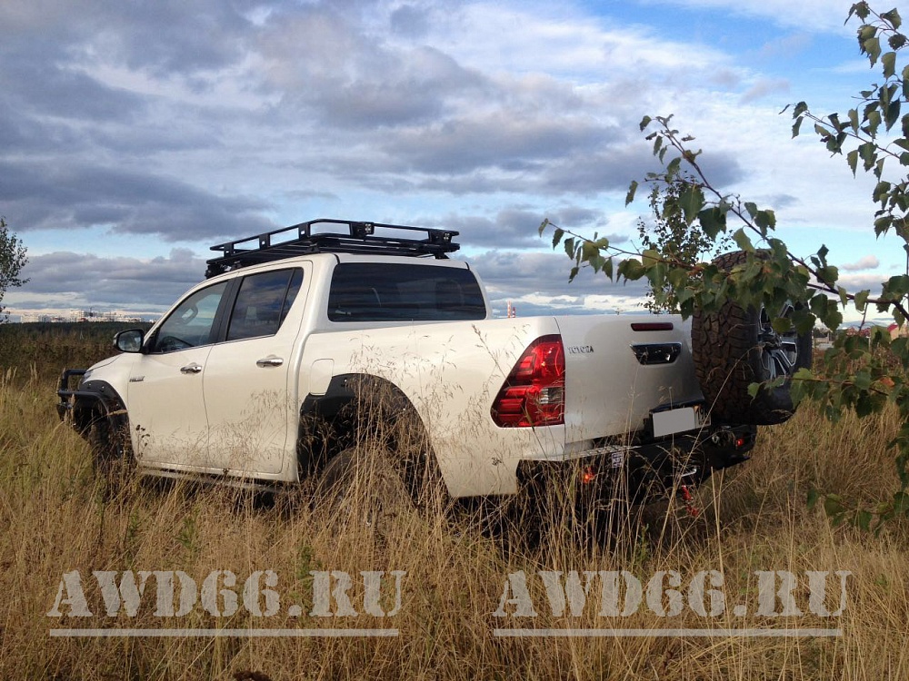 Toyota HiLux 2017 MT 33''