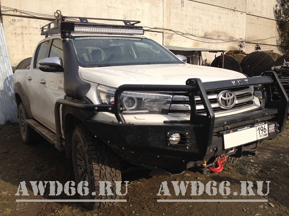 Toyota HiLux 2017 MT 33''