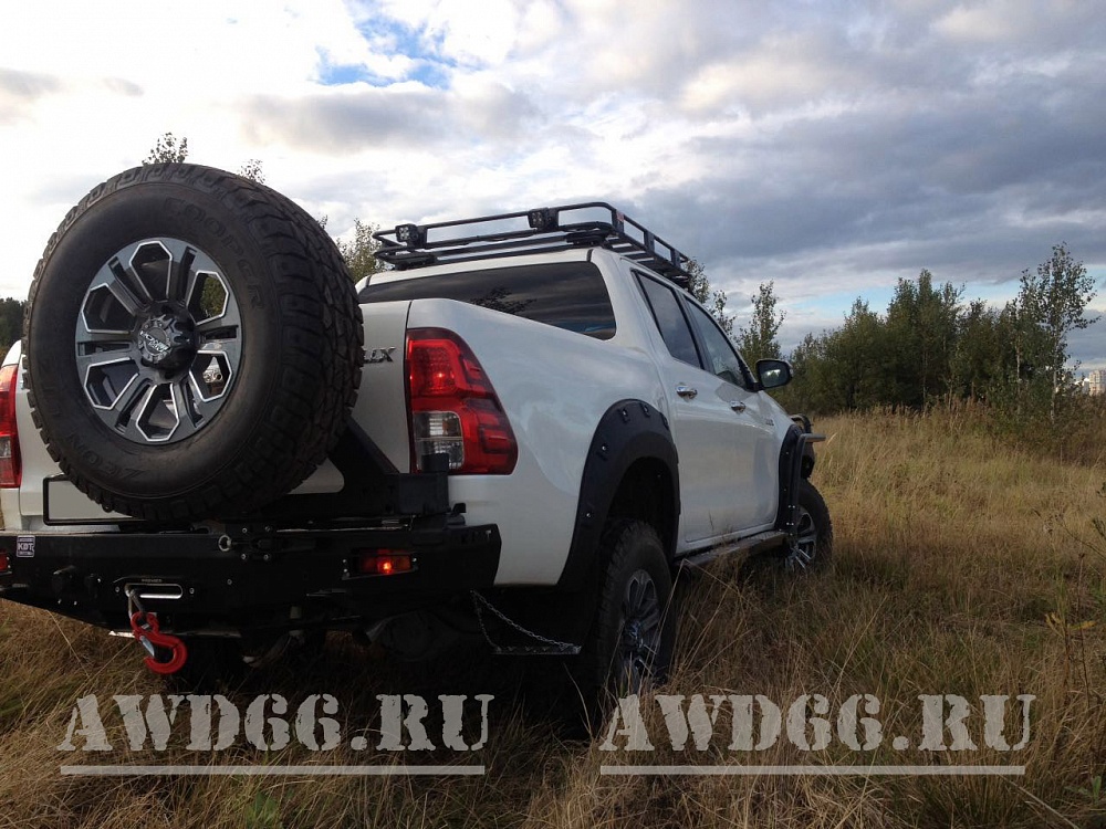 Toyota HiLux 2017 MT 33''